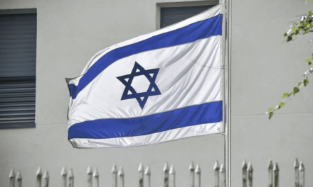 وفد إسرائيلي يزور الخرطوم لبحث العلاقات بين الجانبين
