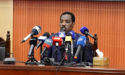 وزارة الموارد البشرية والرعاية الإجتماعية تؤكد الانتقال من مرحلة الطوارئ إلى التعافي والتنمية المستدامة