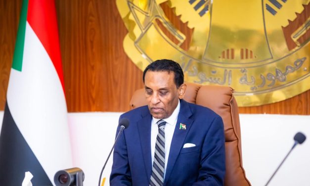 رئيس الوزراء يصدر قراراً بإعفاء الاثاث والأجهزة الكهربائية من الجمارك