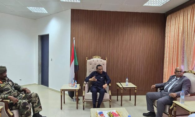 رئيس الوزراء يبدأ زيارة تفقدية إلى الولاية الشمالية