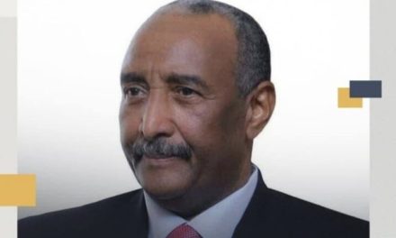 البرهان يُعيّن المعتصم عبدالله نائباً أول لمحافظ بنك السودان المركزي