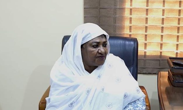 الصناعة تدعو المواطنين والمستوردين لاستخدام منصة (بلدنا) في طلبات الاستيراد