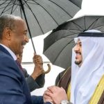 البرهان يصل الرياض…