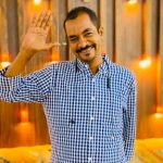 الموت يختطف المذيع الشهير الشاب محمد محمود حسكا.