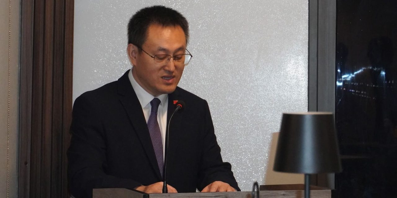 سفير الصين بالسودان يصنع خطوة جديدة في طريق التعاون بين البلدين…