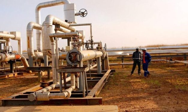 الصين تبحث إنهاء تعاونها مع السودان في قطاع النفط…