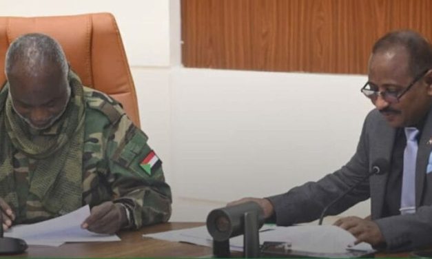 قرارات حاسمة من عبد الله درف وجبريل إبراهيم