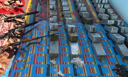 الجمارك تضرب بقوة: ضبط عتاد حربي و8 آلاف طلقة في عملية نوعية بنهر النيل