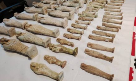 ختامه مسك… وزارة الإعلام تعلن استعادة آثار سودانية منهوبة في احتفالية ببورتسودان.