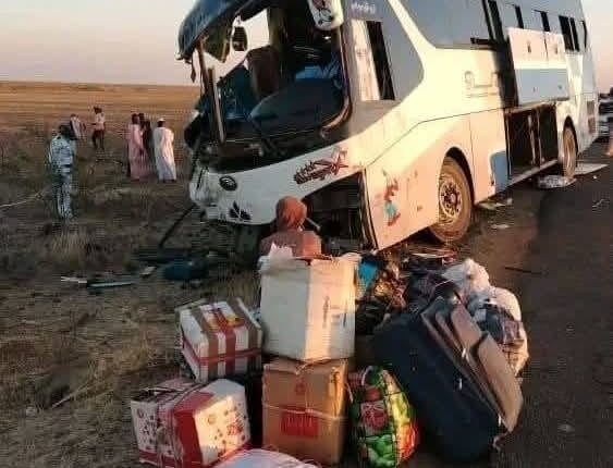 فاجعة على طريق كوستي: مصرع 13 وإصابة 52 في تصادم مروع بين بصين سفريين