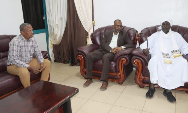 في قلب طوارئ العيد.. والي الخرطوم يتعهد بجعل الصحة الأولوية القصوى