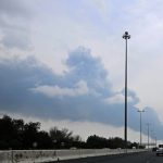 مسيرات إيرانية تؤدي الي اندلاع حريق ضخم في مطار الكويت الدولي …